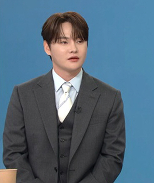 Park Seo-jin's brain freezes during live broadcast... Hyo-jung asks, 'Isn't this a broadcast accident?' Biggest crisis (Living Together)