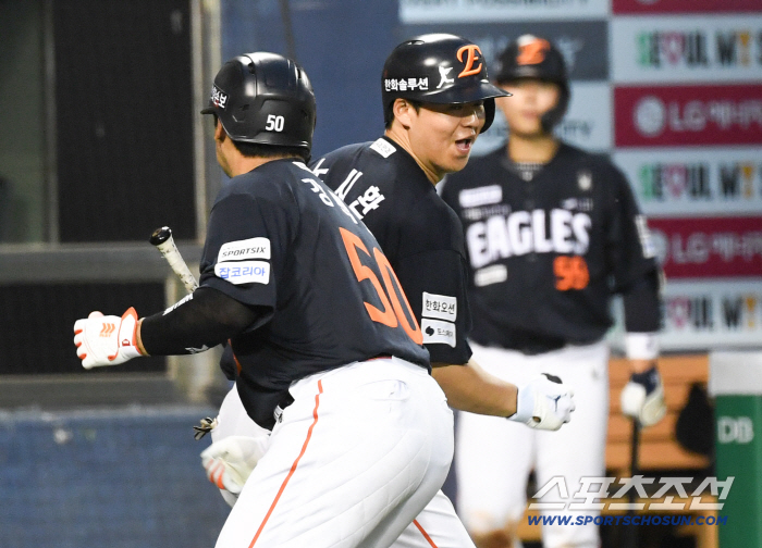 강백호-노시환 또 터졌다! 111구 역투 화이트→무사만루 삭제 조동욱…한화, 1위 LG 잡고 2연승 행진 