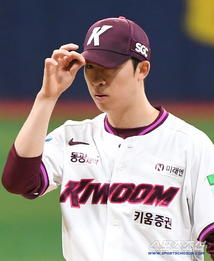 21일 오후 서울 고척스카이돔에서 열린 롯데 자이언츠와 키움 히어로즈의 경기. 키움 선발투수로 등판한 배동현. 고척=정재근 기자 cjg@sportschosun.com/2026.6.21/