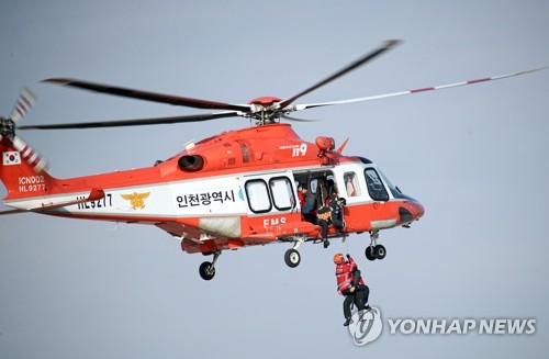 인천서 60대 오토바이 운전자, 화물차에 치여 사망