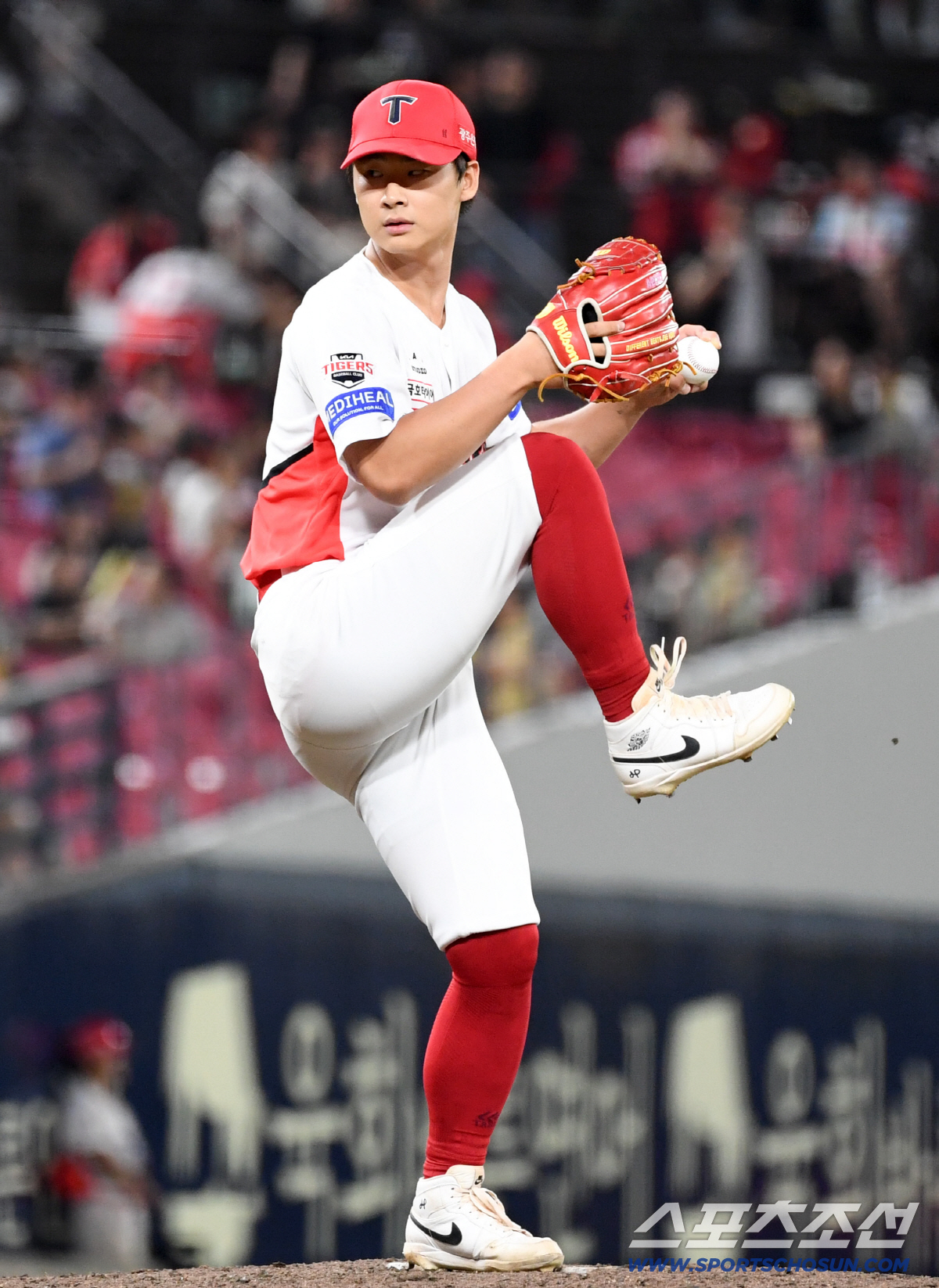17일 광주 기아챔피언스필드에서 열린 KIA와 LG의 경기. KIA 곽도규가 역투하고 있다. 광주=박재만 기자 pjm@sportschosun.com/2026.06.17/
