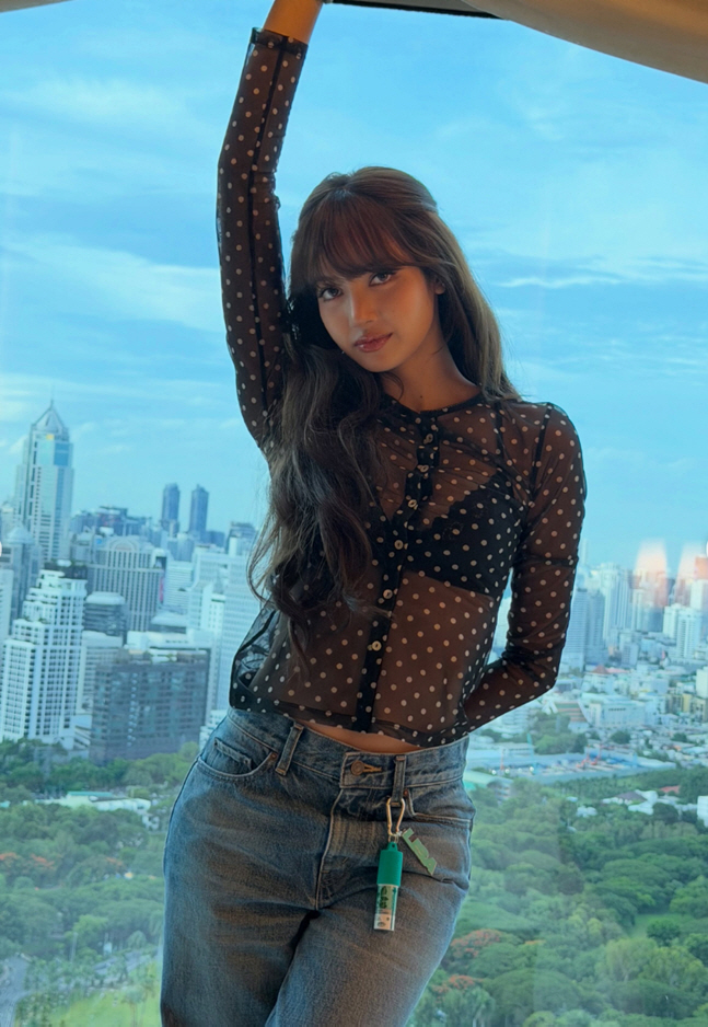 BLACKPINK's LISA Stuns in Bold Sheer Look, Revealing Lingerie and Her Irresistible Glamorous Figure
