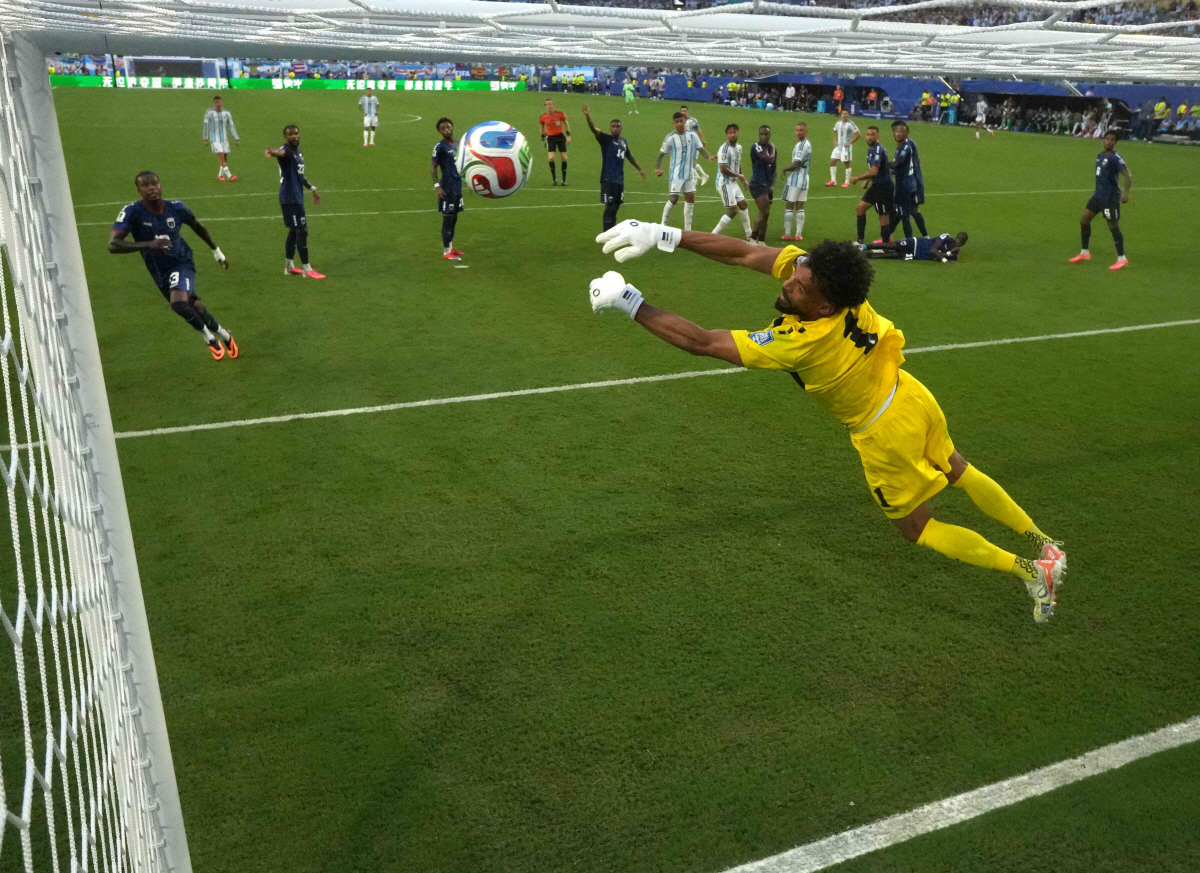 MIAMI GARDENS, FLORIDA - JULY 03: (EDITOR'S NOTE: Image was captured using a remote camera inside of the goal.) Vozinha #1 of Cabo Verde makes a save during the FIFA World Cup 2026 Round of 32 match between Argentina and Cabo Verde at Miami Stadium on July 03, 2026 in Miami Gardens, Florida. Robert Cianflone/Getty Images/AFP (Photo by ROBERT CIANFLONE / GETTY IMAGES NORTH AMERICA / Getty Images via AFP)