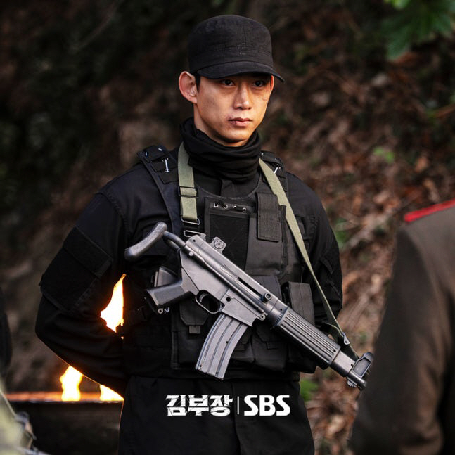 Ok Taec-yeon Makes a Special Appearance in 'Mr. Kim' but Steals the Show... 'He Owned This Episode'