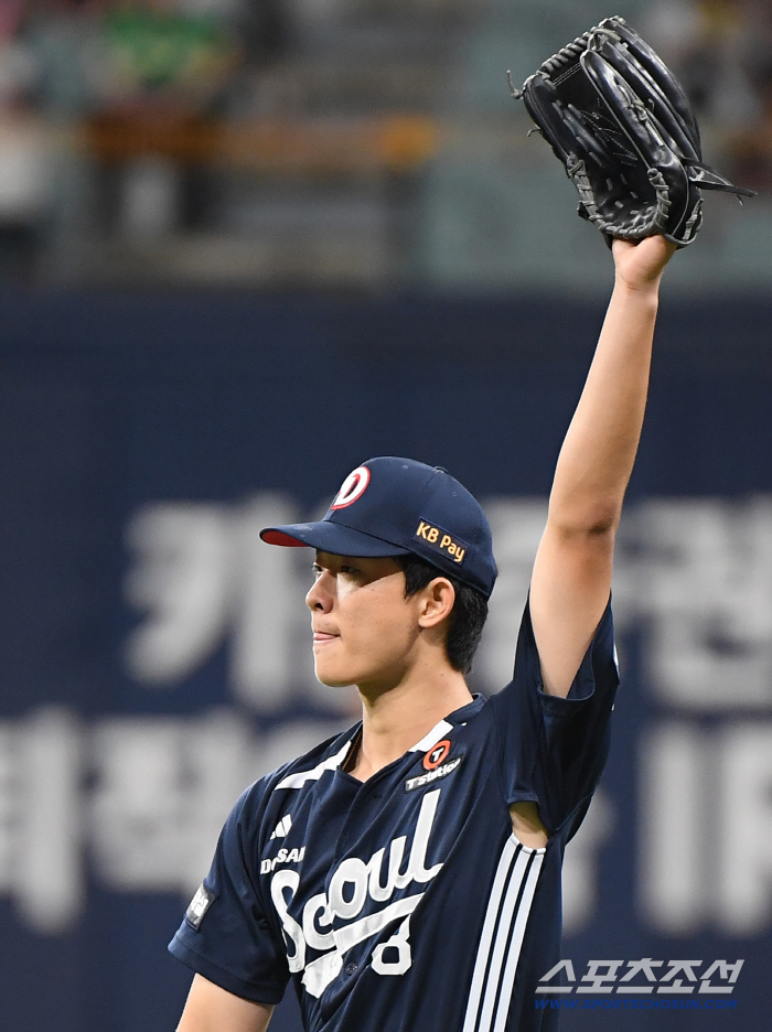 '시즌 9승·ERA 2.33' 1위 최민석 고척 지배했다…두산, 키움에 8대1 대승→김윤하 '18연패' 늪 