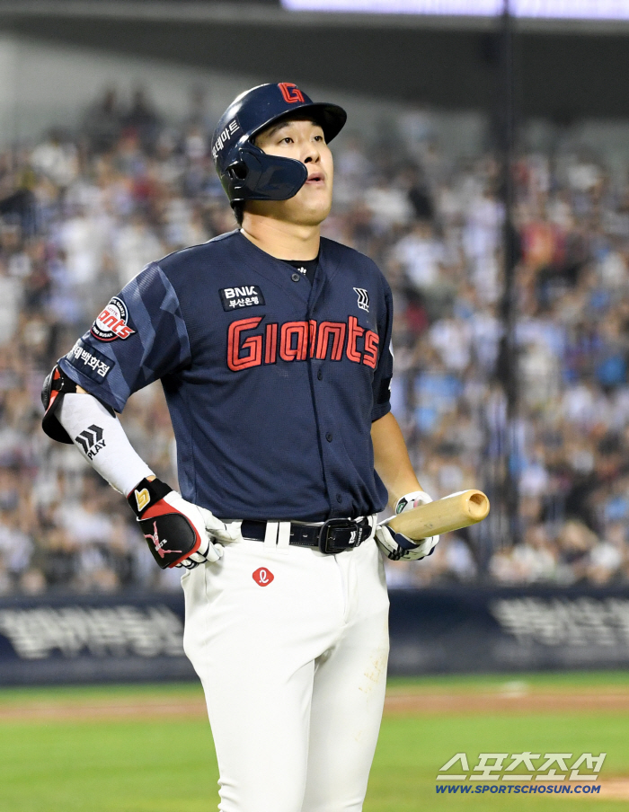 "올라오는 기미가 없네" 6월 타율 0.202 → 7월 10타수 무안타…나승엽 향한 최후통첩 "변화가 필요해" [포커스]