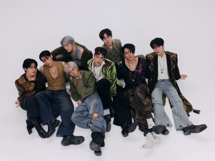 에이티즈, 美 '빌보드 200' 통산 3번째 1위…K팝 그룹 최다 톱10 진입