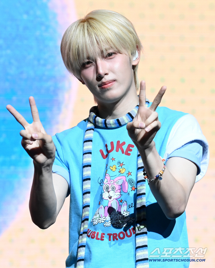 VAY ONN's Masato flashes a bright V sign