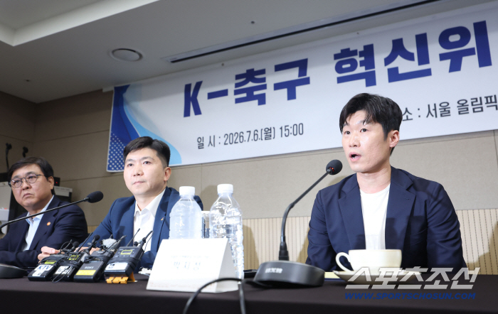 "차기협회장 선거 출마하지 않을 분" 최휘영 장관이 밝힌 박지성X이영표X박주호 혁신위원 뽑은 이유