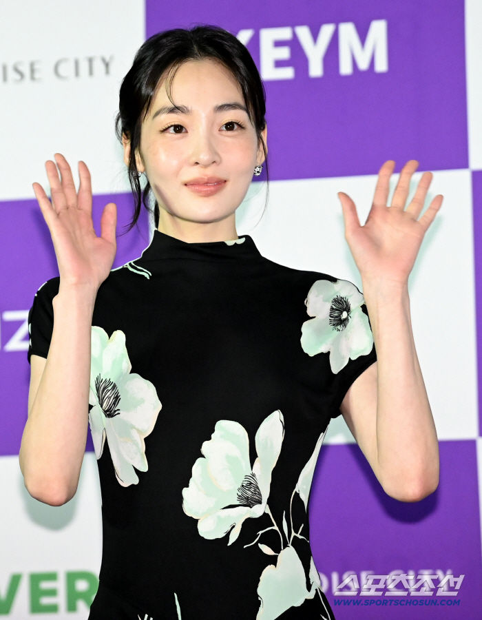 'The 5th Blue Dragon Series Awards' Kim Min-ha 'I am happiest when I am in front of the camera as an actor'