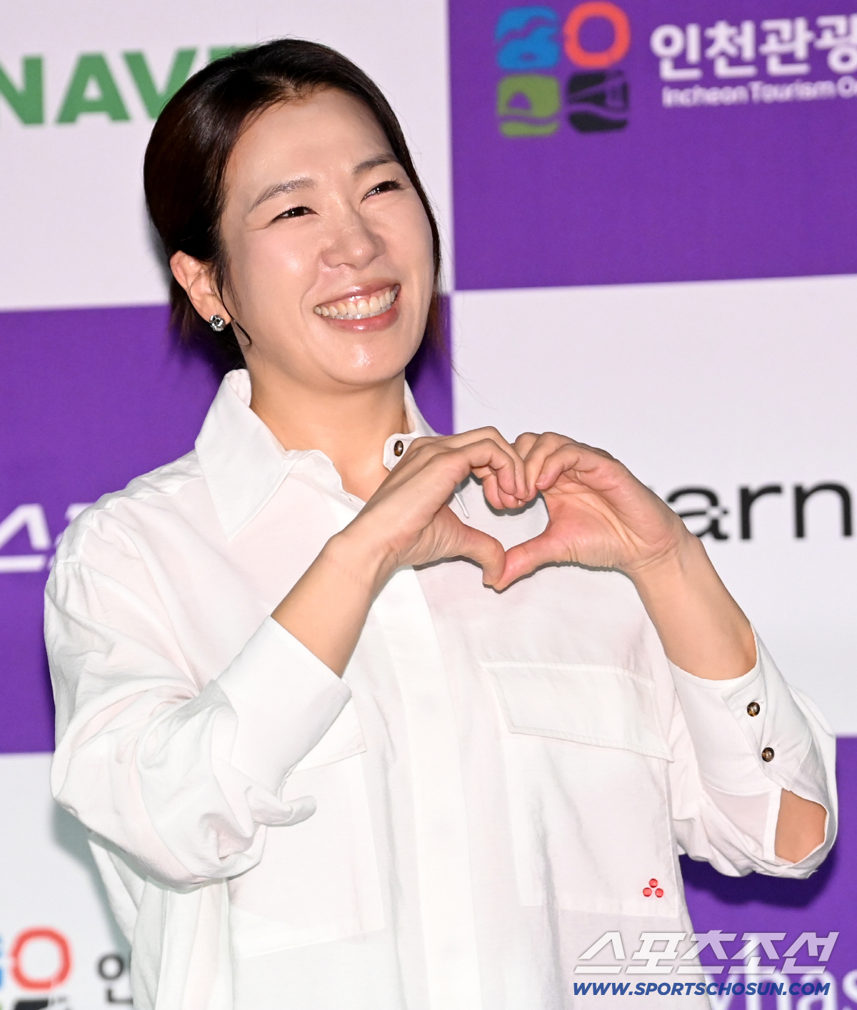 7일 용산CGV에서 열린 제5회 청룡시리즈어워즈(Blue Dragon Series Awards) 핸드프린팅. 염혜란이 포즈를 취하고 있다. 용산=허상욱 기자 wook@sportschosun.com/2026.07.07/