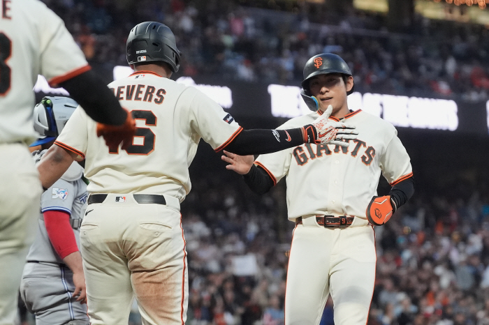 '안타 또 쳤지만 타율 상승은 실패' 이정후 MLB 타격 5위 유지했다