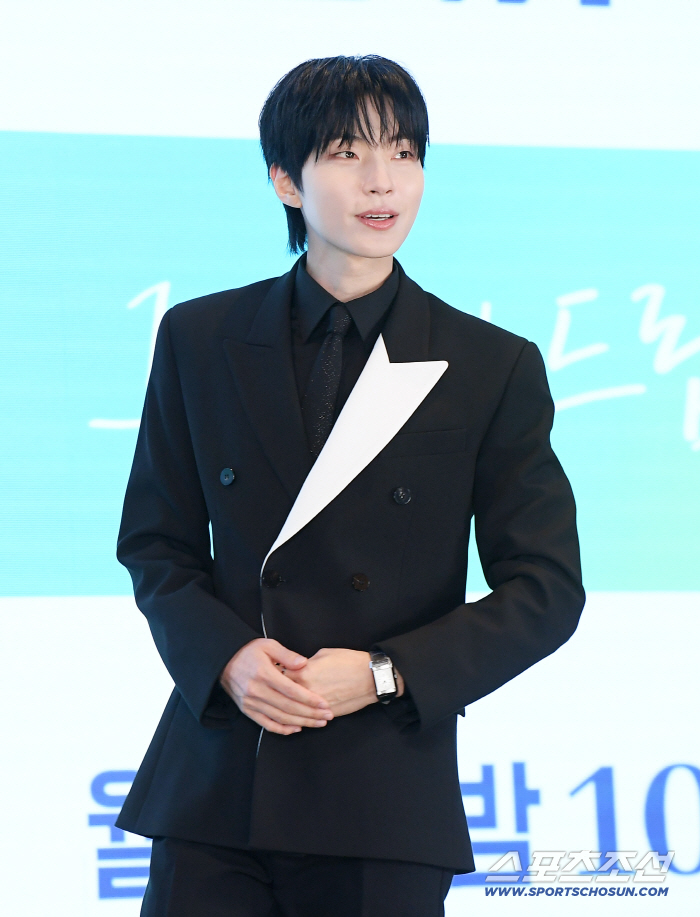 Hwang In-youp, the epitome of cool