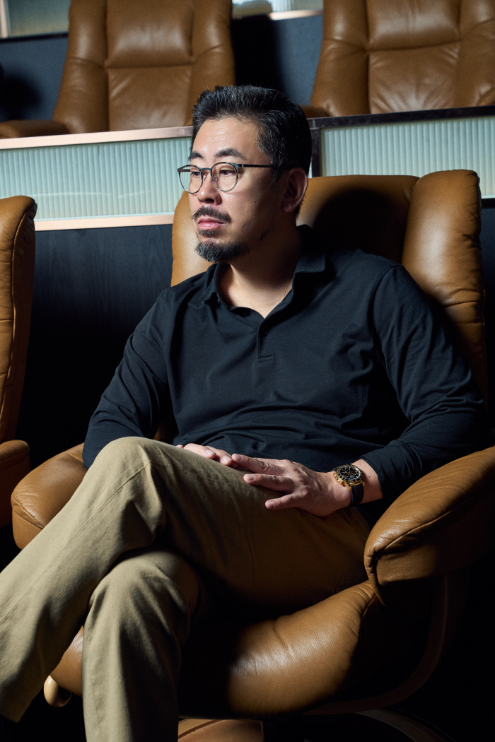 Interview 3 'Hope' Director Na Hong-jin 'Animation Work? It Was So Hard I Felt Like I Was Going Crazy... My Respect for Director Bong Joon-ho Grew Even More'