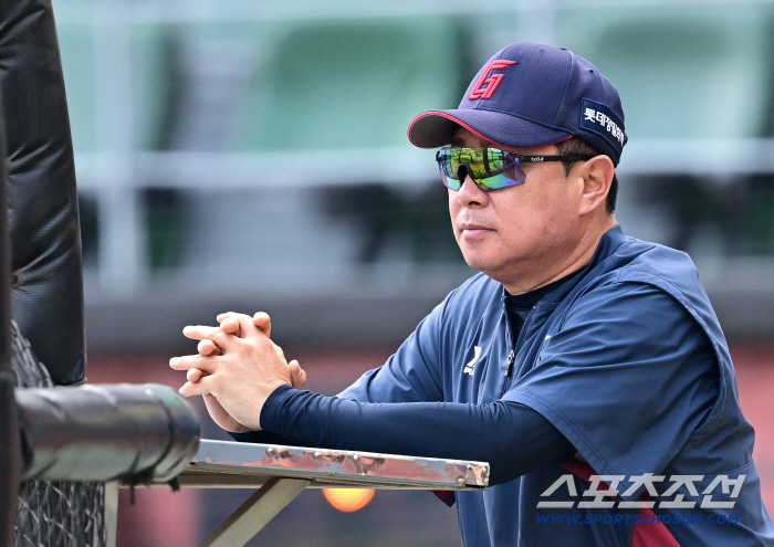 "보고" 왜 김태형은 '윤동희·나승엽 전반기 아웃' 결단 내렸나, 후반기 콜업 시점도 미정
