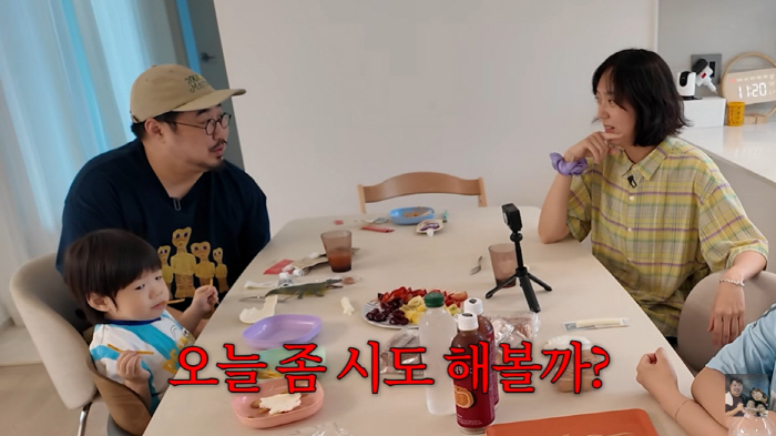 Kang Jae-joon Actively Courts Lee Eun-hyung for a Second Pregnancy 'Should We Try Today?'