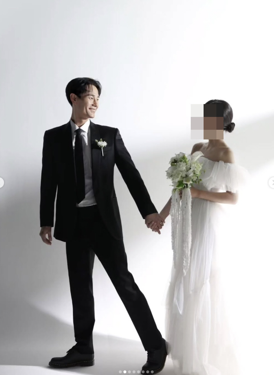 '돌싱' 28기 경수, ♥미모의 여친과 혼인신고 "21살 아닌 13살 차이, 연상일수도"