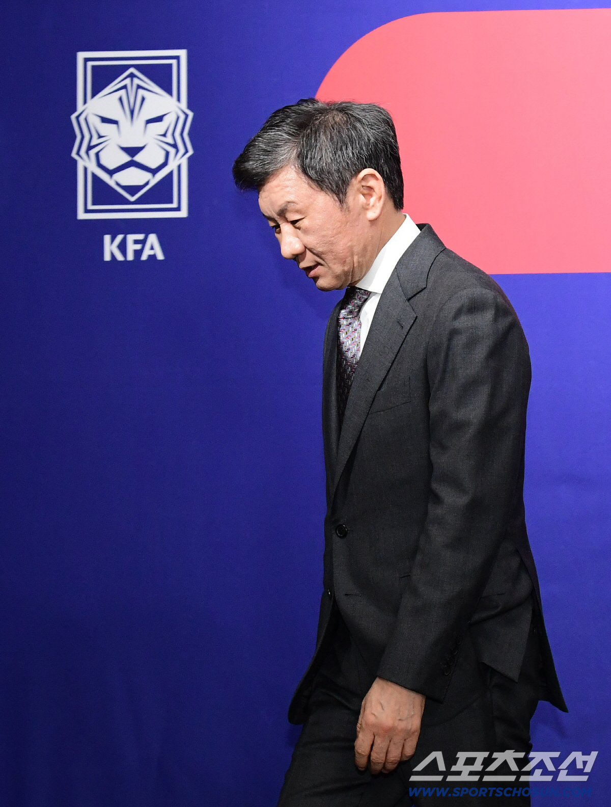 26일 서울 신문로 축구협회회관에서 제 55대 대한축구협회장 선거가 열렸다. 정몽규 회장이 4선 연임에 성공했다. 당선 감사 소감을 말한 정몽규 회장. 신문로=송정헌 기자 songs@sportschosun.com/2025.02.26/