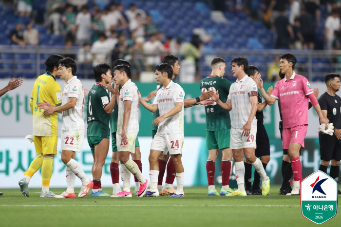 '이명재 활용한 비대칭 전형' 황새의 전술적 승부수, 절반의 성공...문제는 수비집중력