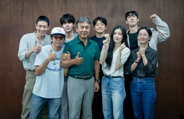 This combination is going crazy... Lee Sun-bin, Park Ji-hwan, and Bae Hyun-sung break ground on 'Taste of Prison' on the 6th