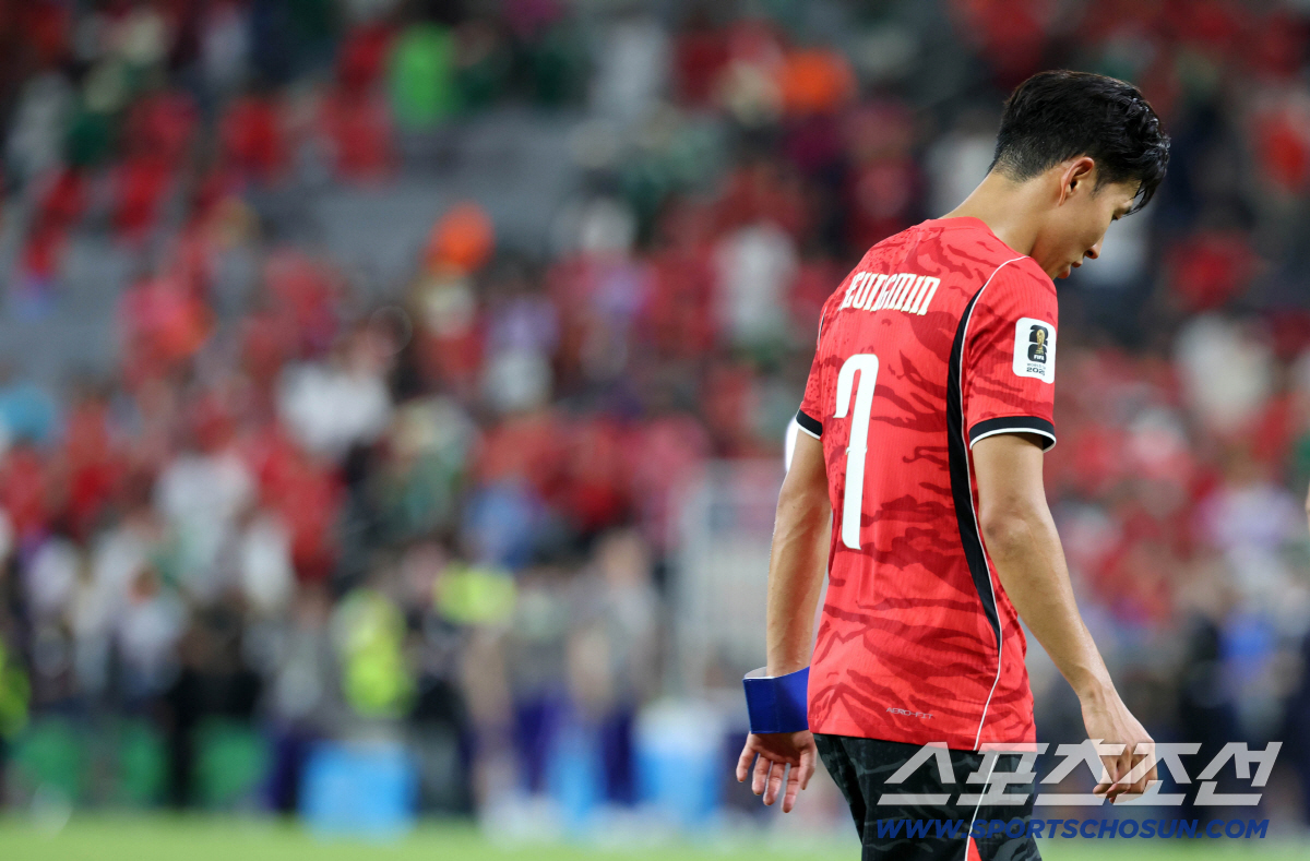 25일(한국시각) 멕시코 몬테레이 인근 과달루페의 에스타디오 몬테레이에서 열린 2026 북중미 월드컵 대한민국과 남아공의 경기. 한국이 0대1로 패한 가운데 손흥민 등 선수들이 아쉬워하고 있다. 과달루페(멕시코)=허상욱 기자 wook@sportschosun.com/2026.06.25/