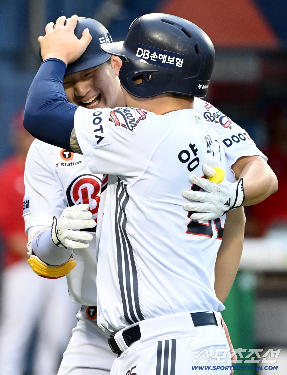 기분 좋은 선취득점! 동생이 기특한 형님의 칭찬 세례