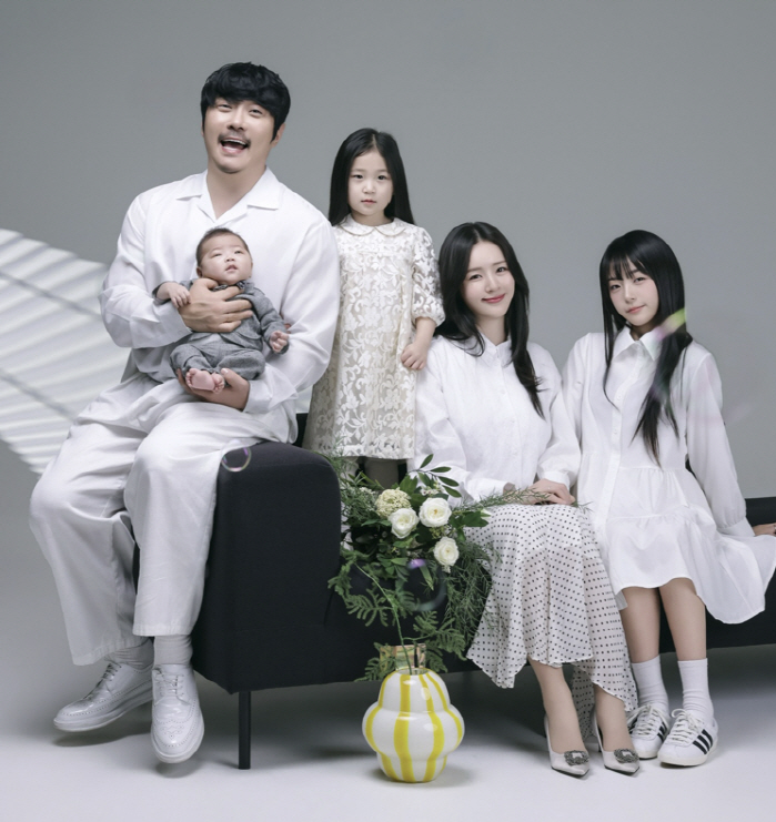KCM's Wife Breaks Down Ahead of Wedding Ceremony 15 Years in the Making with Their Three Children 'A Day Like This Has Come for Me, Too'