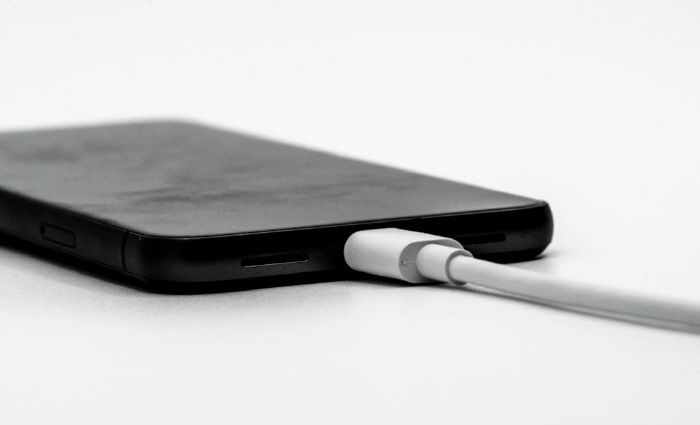 Smoke from a Power Bank Before Takeoff Causes Evacuation of All Passengers