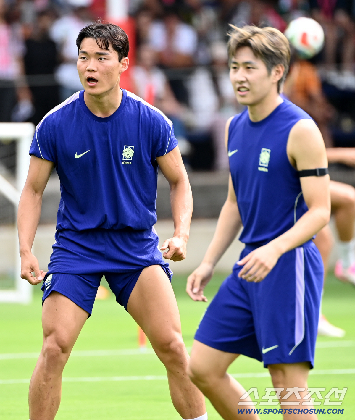 7일(한국시각) 멕시코 과달라하라의 대표팀 베이스캠프 훈련장인 치바스 베르데 바예에서 진행된 대한민국 월드컵 대표팀의 공식 훈련, 오현규와 이강인이 함께하고 있다. 과달라하라(멕시코)=허상욱 기자 wook@sportschosun.com/2026.06.07/