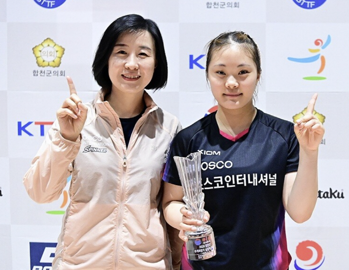 "아빠와 딸이 함께 우승한 날!" '유남규 2세' 유예린 실업 단식 첫우승...'한국거래소 단체전 우승' 유 감독"유남규 2세로 마음고생많았을텐데 고맙다"[합천 추계회장기실업탁구]