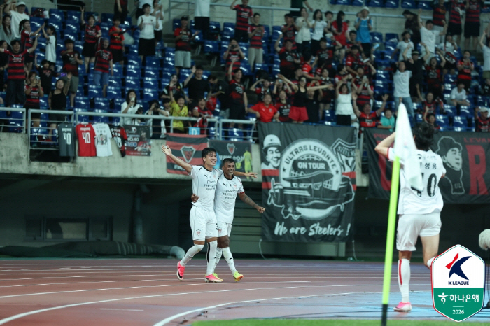 "미쳤다" '한국 축구의 미래' 김예건, 현대가더비서 프로데뷔골 폭발!…전북, 울산 3-1 압승 '2위 탈환→서울 6점차 추격'[K리그1 종합리뷰]