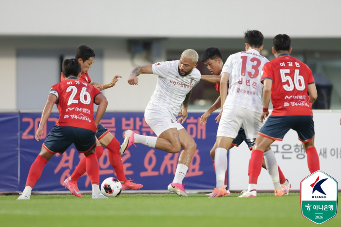 "미쳤다" '한국 축구의 미래' 김예건, 현대가더비서 프로데뷔골 폭발!…전북, 울산 3-1 압승 '2위 탈환→서울 6점차 추격'[K리그1 종합리뷰]