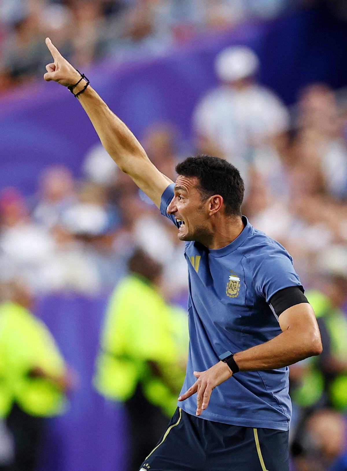 Soccer Football - FIFA World Cup 2026 - Quarter Final - Argentina v Switzerland - Kansas City Stadium, Kansas City, Missouri, U.S. - July 11, 2026 Argentina coach Lionel Scaloni reacts REUTERS/Agustin Marcarian