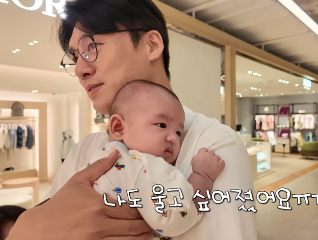 Kim So-young's son with Oh Sang-jin shows a changed face after just three months... 'He looks like his mom'