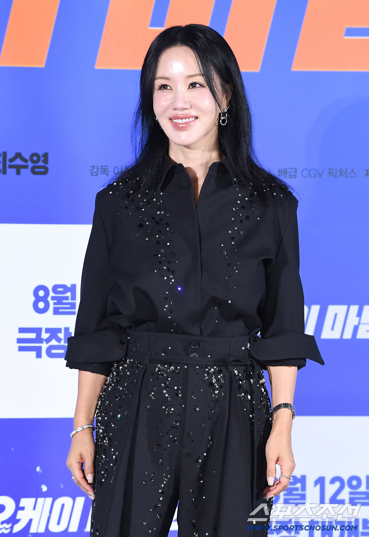 영화 '오케이마담2' 제작보고회가 13일 오전 서울 CGV용산아이파크몰에서 열렸다. 배우 엄정화가 포즈 취하고 있다. 정재근 기자 cjg@sportschosun.com/2026.7.13/