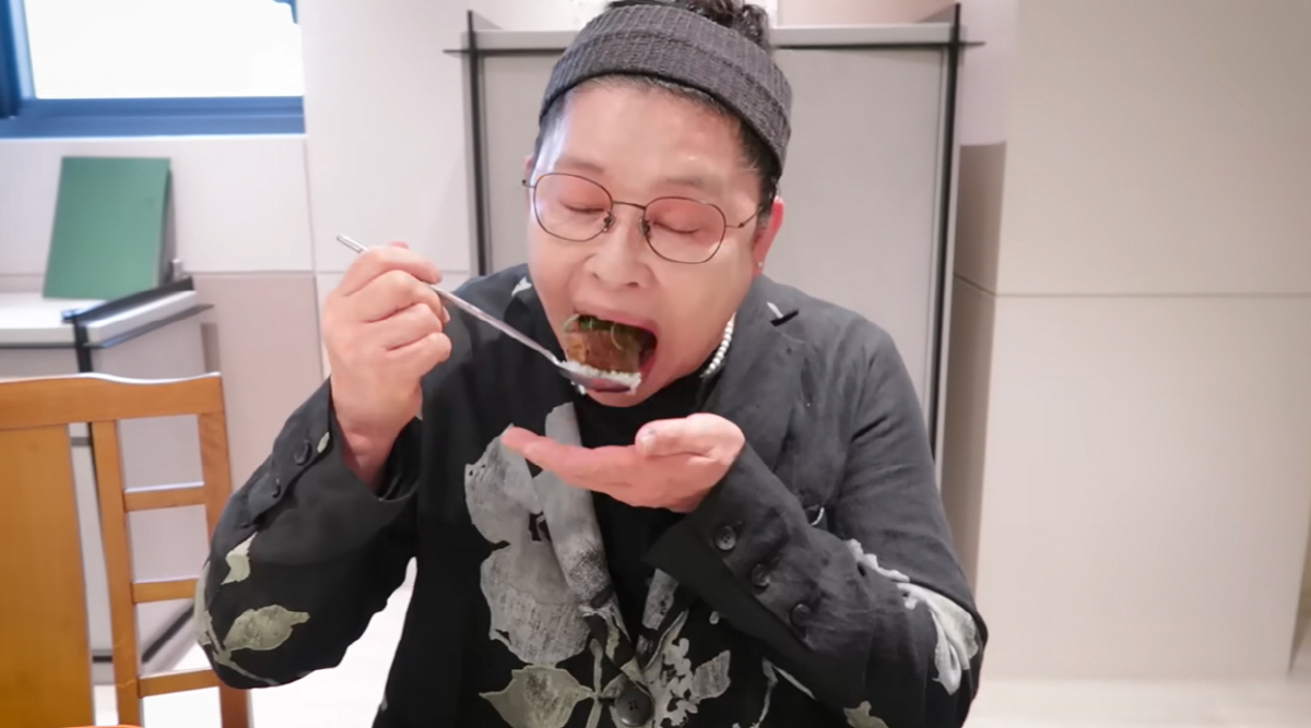이영자, 환갑 앞두고 결혼식장서 터진 솔직 고백 "축의금 아까워서라도"