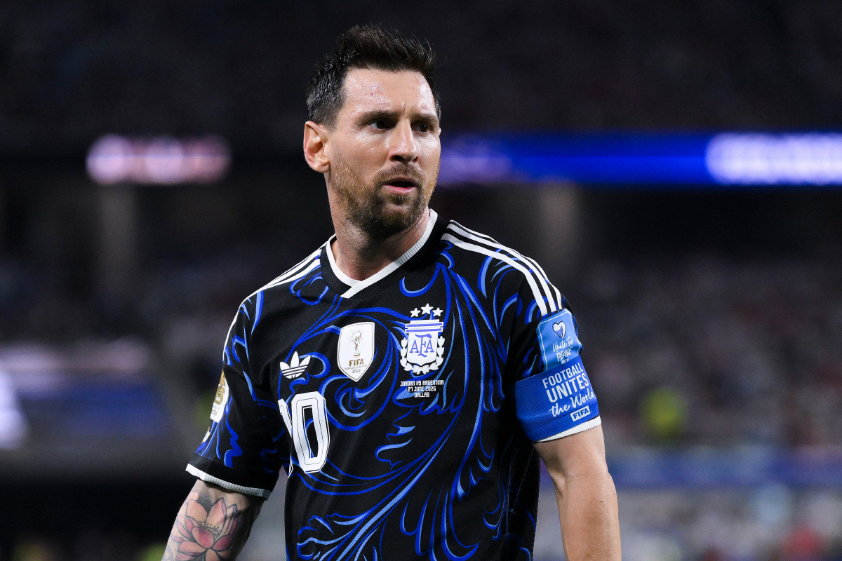 "40년전 마라도나 입었던 승리의 남색 유니폼 입는다" FIFA, 아르헨 특별요청 받아들였다[북중미월드컵]