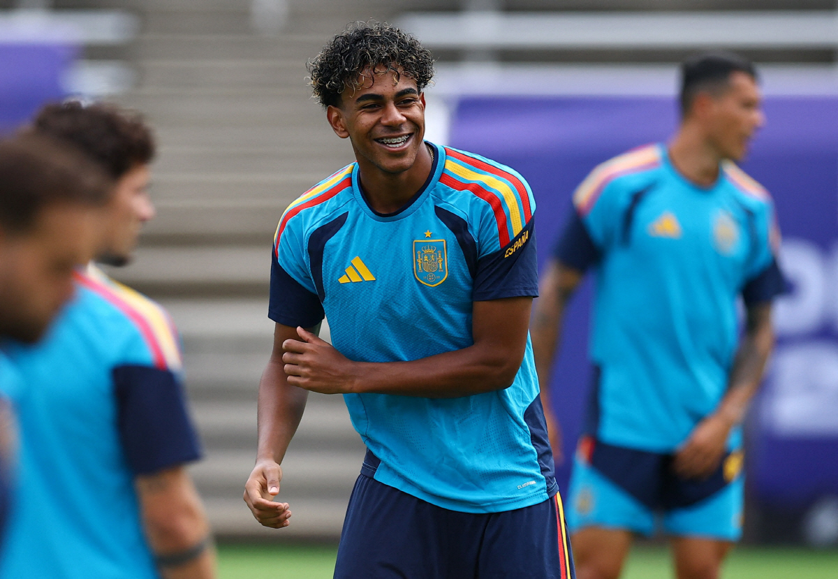 Soccer Football - FIFA World Cup 2026 - Spain Training - Cotton Bowl Stadium, Dallas, Texas, U.S. - July 13, 2026 Spain's Lamine Yamal during training REUTERS/Agustin Marcarian