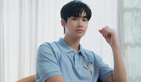 Kim Soo-hyun to shoot a photo campaign in the Philippines today, first official move in 1 year and 4 months