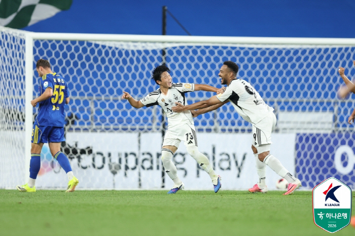 '0-0, 0-0, 1-0' 무더위에 좀체 열리지 않는 골문…'벤치 지략'이 승부의 키다