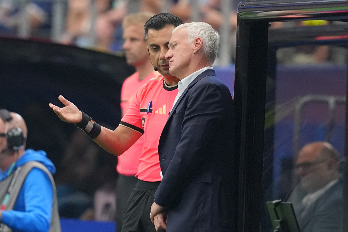"그 주심, 월드컵 준결승전 진행할 수준의 심판이었나요?" 스페인에 완패한 佛감독, FIFA 심판 배정에 불만 제기[북중미월드컵]