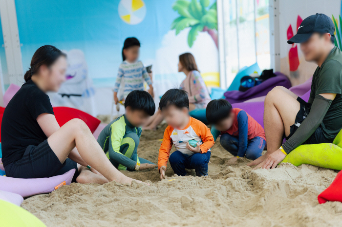Seoul Tourism Organization Opens Reservations for Sand Agit at Seoul Summer Beach, the Water Park in Front of Gwanghwamun