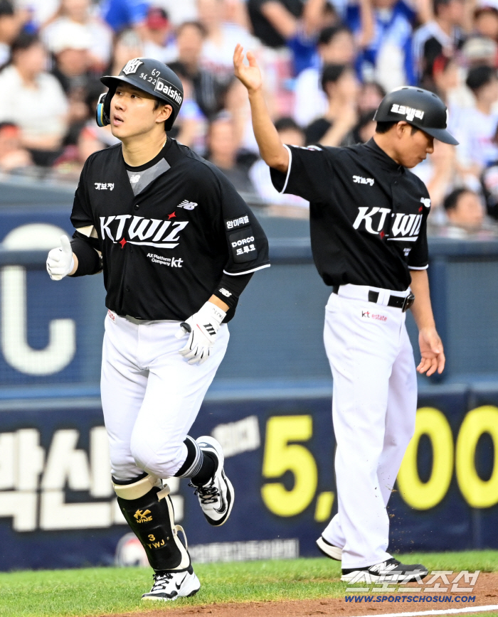MVP 내꺼야! 오스틴 솔로포 → 최원준 역전 쓰리런 작렬…시즌 8호포 '멍군' [잠실현장]