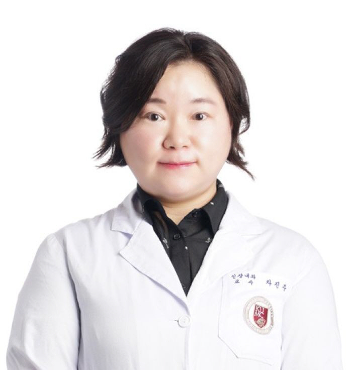 Professor Cha Jin-ju