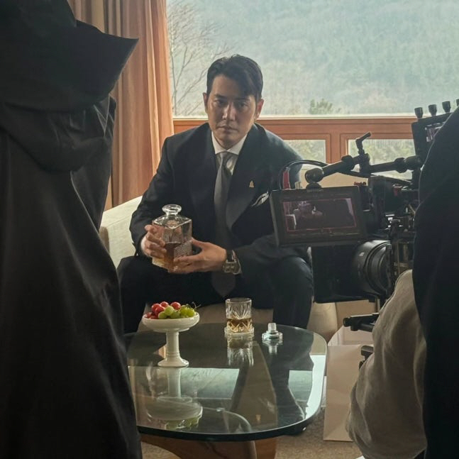 "Kim Bu-jang" Joo Sang-wook hit by So Ji-sub... "It hurts.. I'll live kindly"