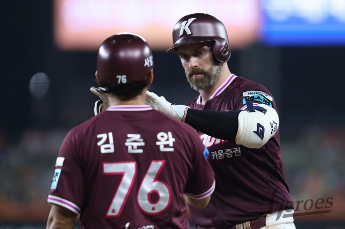 '이게 웬일이야'…키움 3연승 질주→한화, 선발 1회 '헤드샷 퇴장'에도 잘 버텼는데 데이비슨 결승타에 무너졌다! 