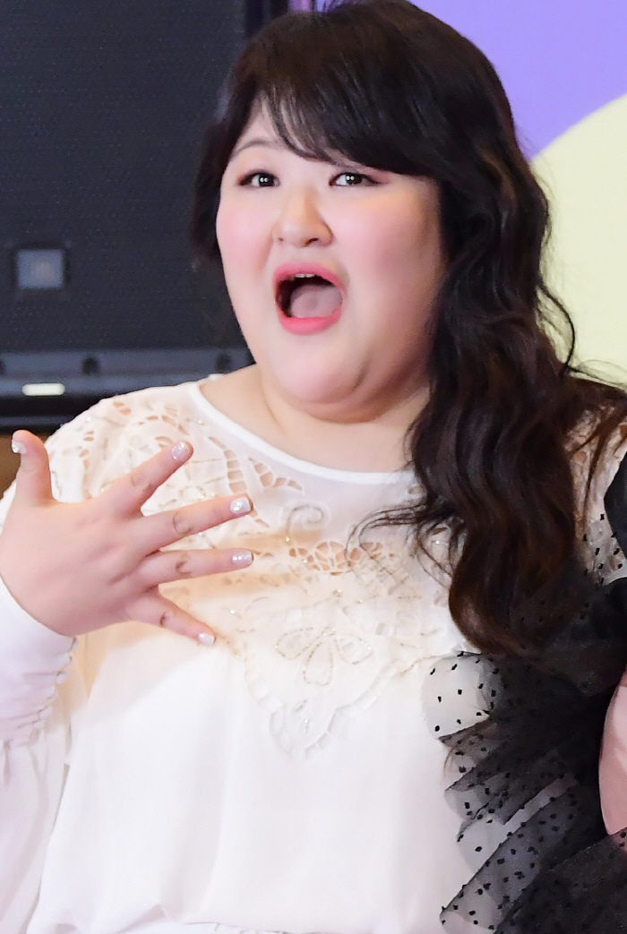 Lee Guk-joo Reveals Why She Started Living in a 9-Pyeong Studio in Japan 'Things Were Tough in South Korea and No One Was Calling Me'