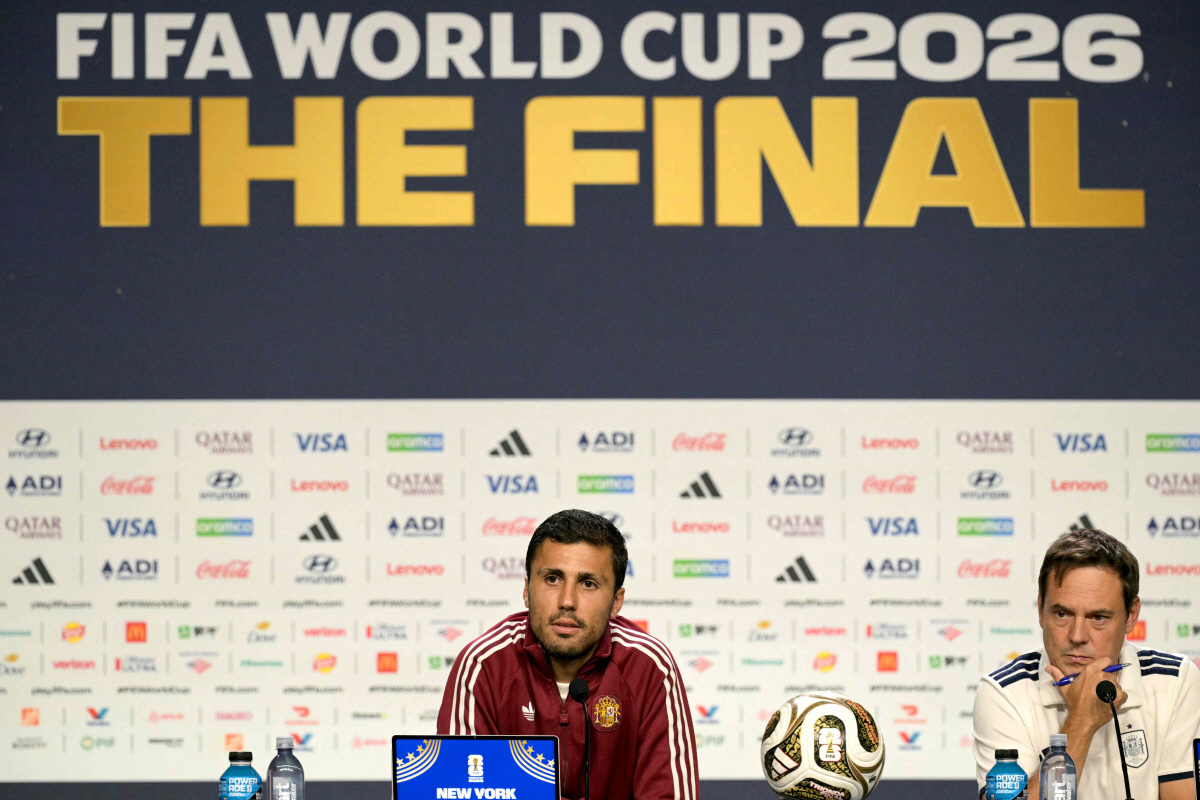 Spain's midfielder #16 Rodri (L) gives a press conference two days ahead of the 2026 World Cup football tournament final match between Spain and Argentina at the Javits Center in New York on July 17, 2026. (Photo by JUAN MABROMATA / AFP)