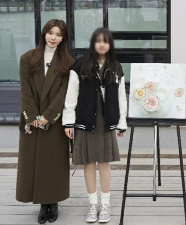 Jung Si-ah Celebrates Success of Her 13-Year-Old Daughter at Yewon School... 'An A in Art Practical Exam, Received by Only 24 of 100 Students'