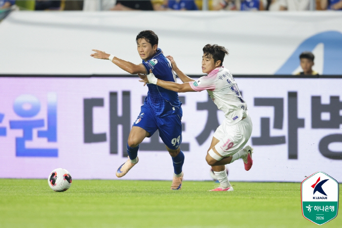 갈길 바쁜 수원, 또 다시 못이겼다! 슈팅 15개 때리고 빈손...파주와 0-0 무승부 '2위 탈환에 만족'[현장 리뷰]